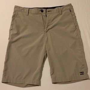 Billabong Platinum Men’s Khaki 32” Board Shorts